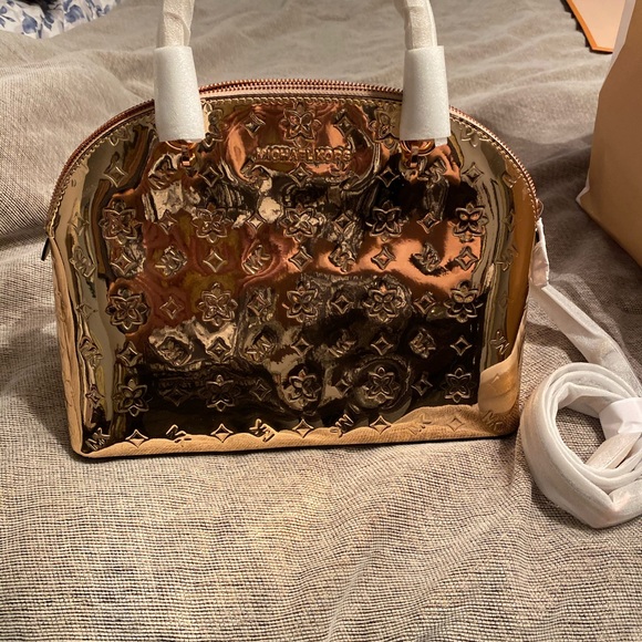 Michael Kors Gold Bag - Picture 2 of 5